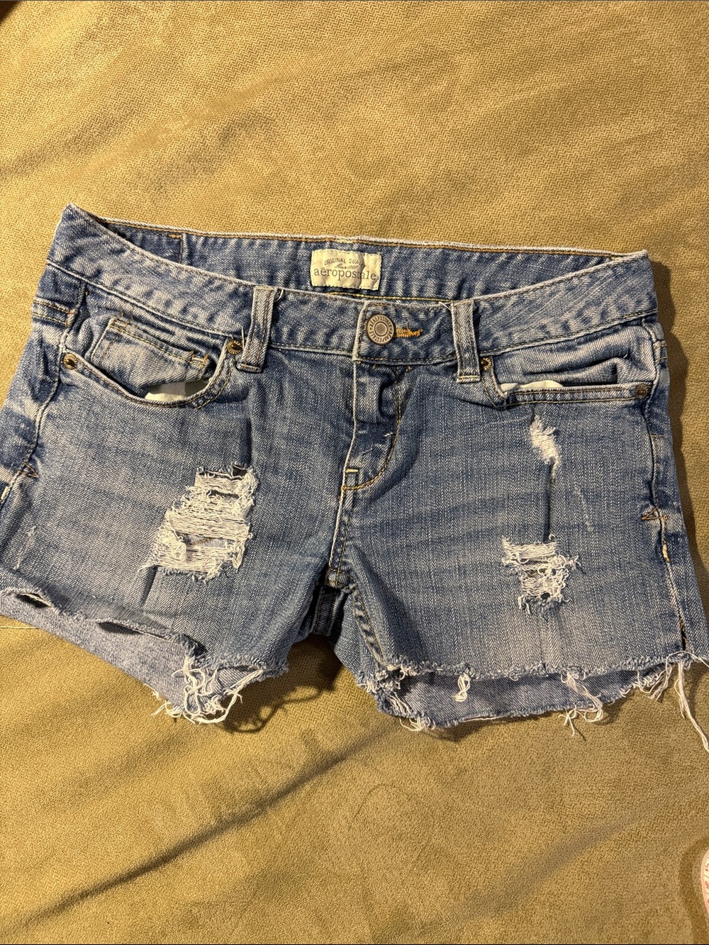 Aeropostale Bayla Skinny Denim Shorts (Sz 3/4)